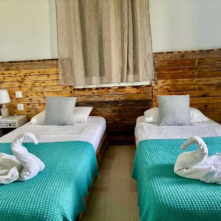 Actru's Homes * Roda (Corfu)